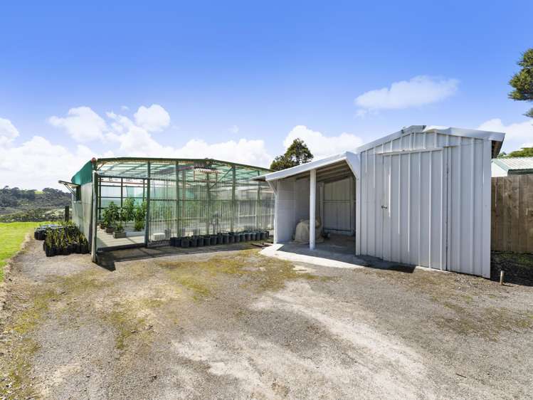 443 Lees Gully Road Pollok_44