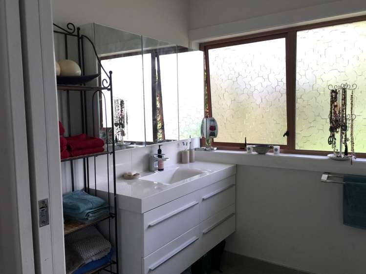 70 Beachlands Road Beachlands_6