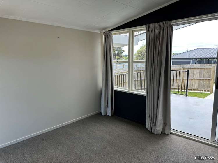 53 Sandspit Road Waiuku_19