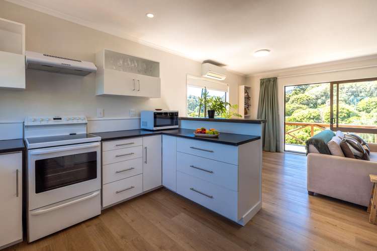 52 Erua Road Ostend_4