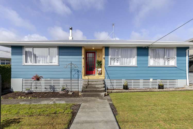 18 Cowling Road_0