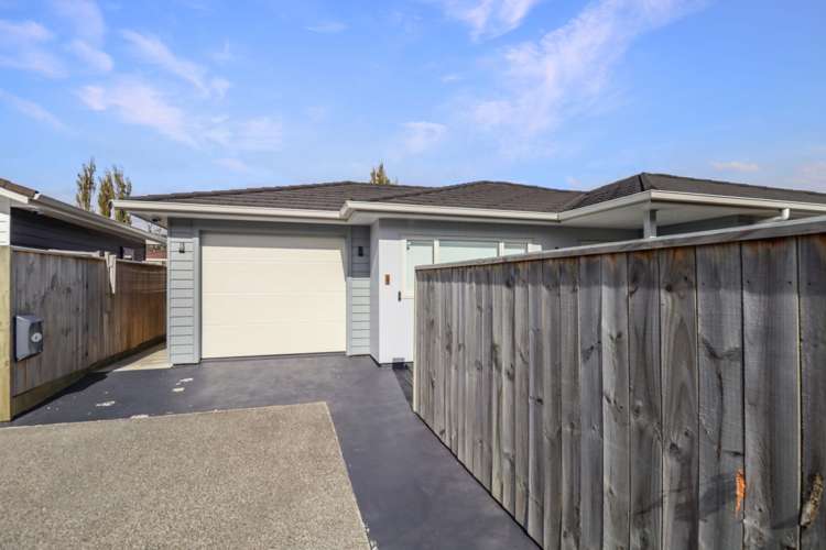 4 Martha Turnell Crescent 1302_13
