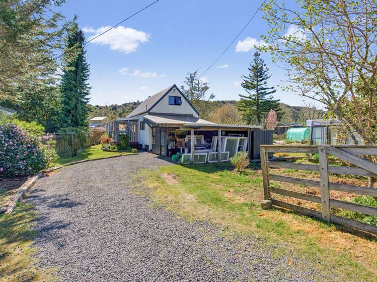 12 and 14 Poro Street Raurimu_27