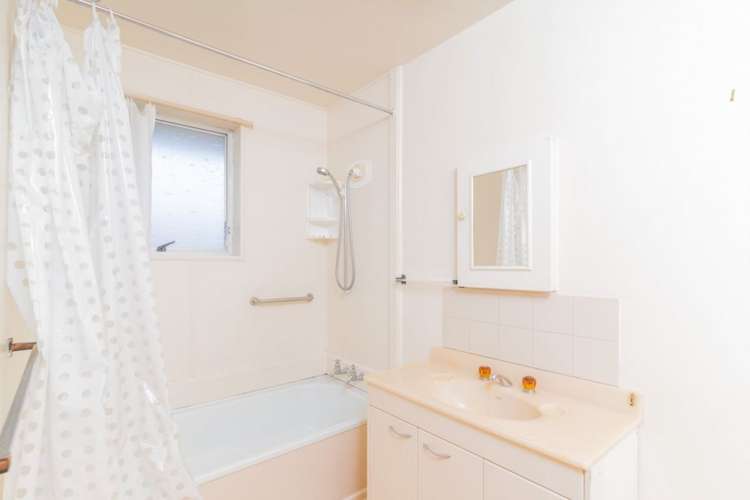 4/82 Brynley Street Hornby_13