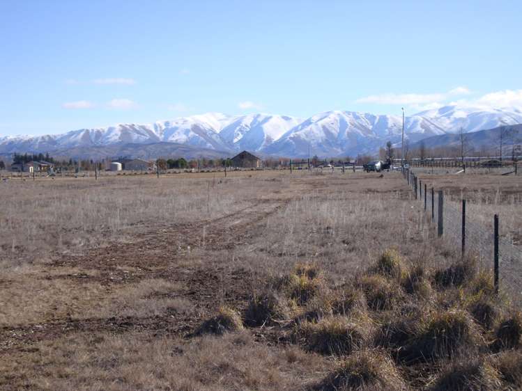 14 Hardacre Place Omarama_10