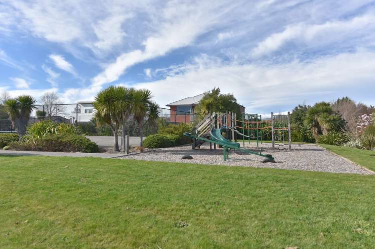 9 Highpeak Place Wigram_29