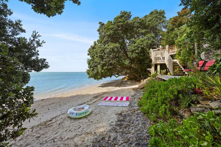 49 Torkar Road Clarks Beach_34