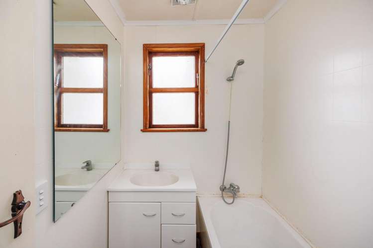 46 Upham Terrace Roslyn_10