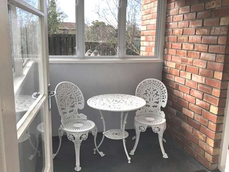 2/34a Parkhill Road Mellons Bay_1