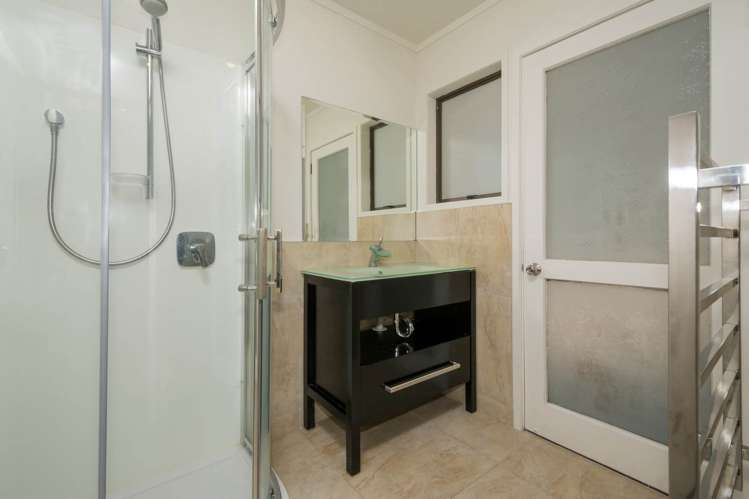 23 Palliser Lane Browns Bay_12
