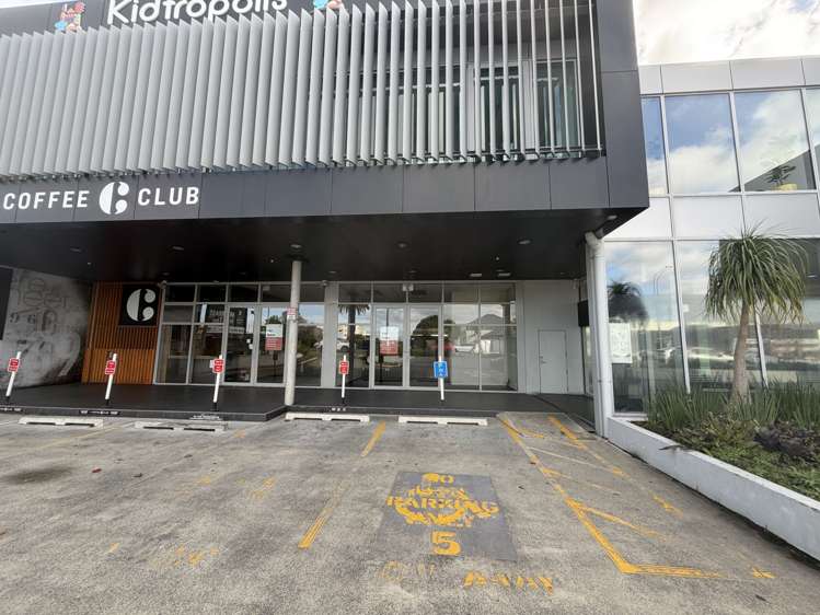 Retail 2/288 Lincoln Road Henderson_1