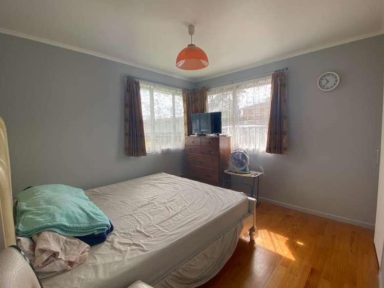 48 Hobart Crescent Wattle Downs_9