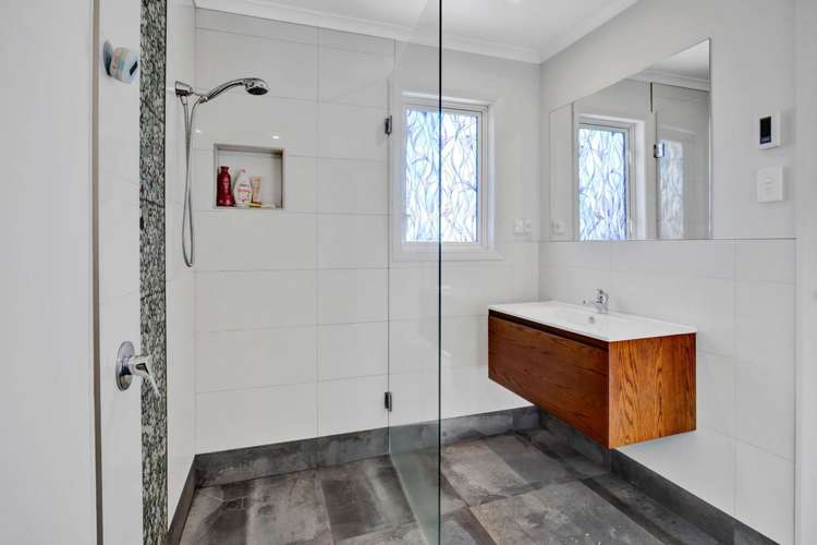 3 Tihi Road Hawera_15