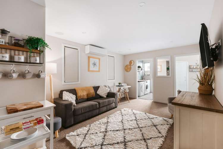 16 Gyle Place Pyes Pa_18