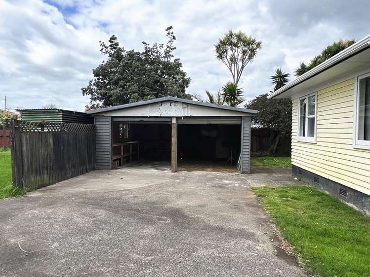 62 Sutton Crescent Papakura_15