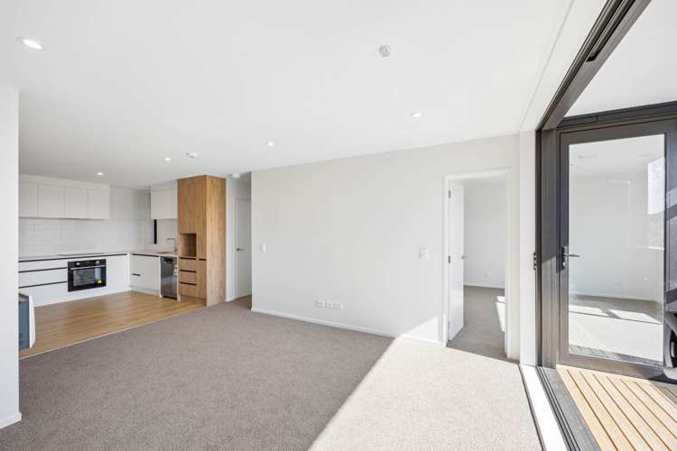 4/14 Treasure Lane Te Atatu South_7