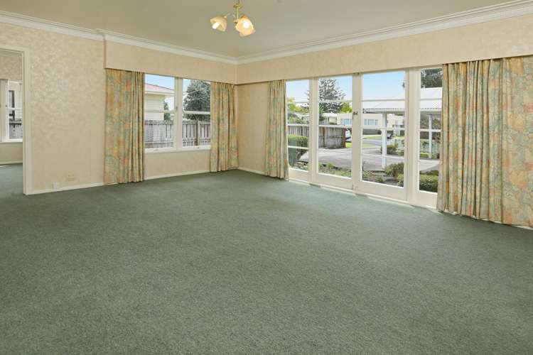 12 Peachgrove Road Te Atatu Peninsula_22