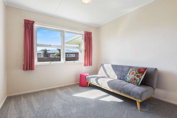 8 Allan Street Glenholme_7