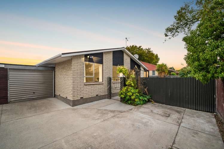 2/32 Prestons Road_0