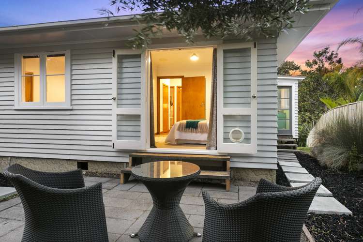 534 West Coast Road Oratia_13