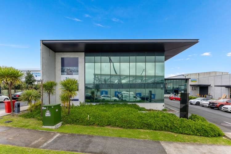 4/4 Laurenson Road Hobsonville_1