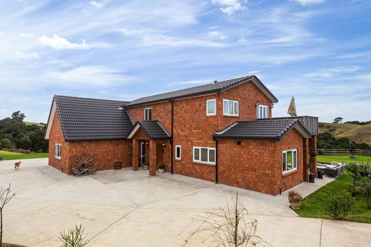 1096f Awhitu Road Pollok_1