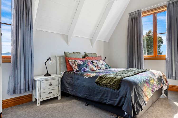 1614 Cust Road Cust_15