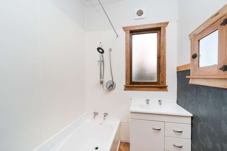 22 Clausen Street Takaro_12