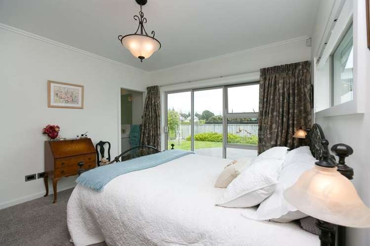 10 Saint Andrews Parkway Waiwhakaiho_37