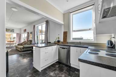 477A Pembroke Road West_4