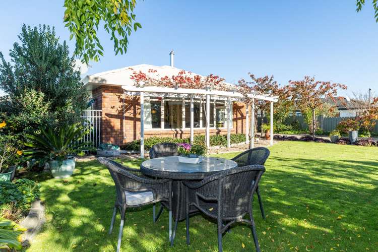 59 Whiting Crescent Greenmeadows_24