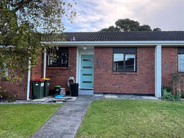 Cosy 1-Bedroom Unit in the Heart of Orewa – Wa...