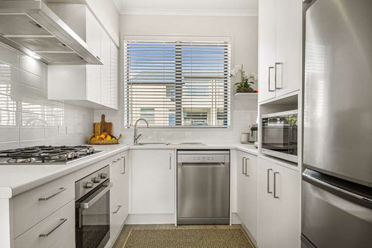 52 Walter Merton Road Hobsonville_5