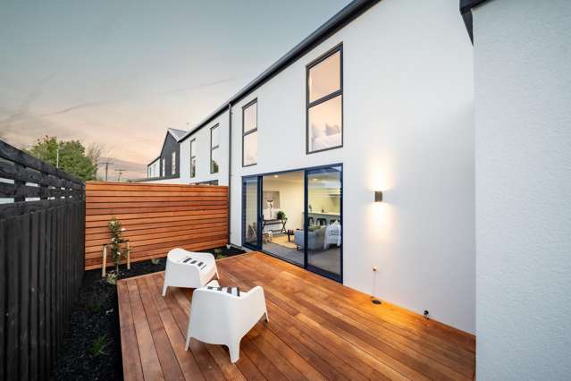 3/3 Humboldt Street Sydenham_1