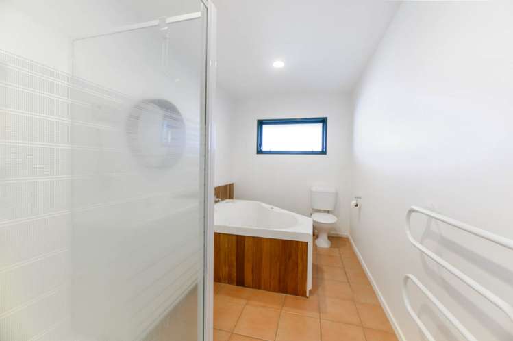 2/924 East Coast Road Northcross_10