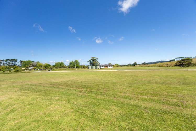 1514 Run Road Tapora_35