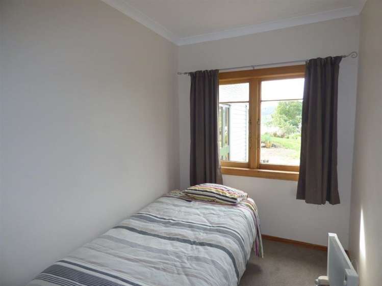 1233 Te Waitere Road Taharoa_12