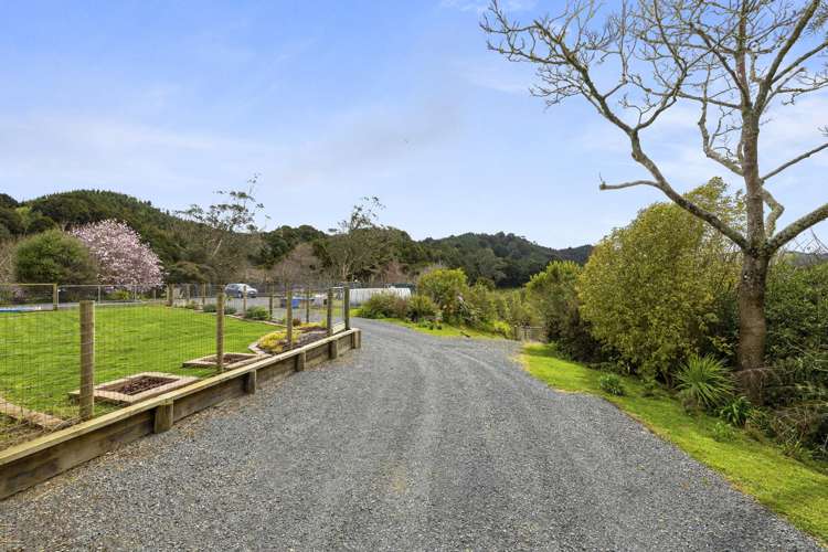 5209 Highway 22 Waingaro_33