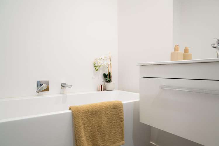 75b Pakanga Grove Pyes Pa_9