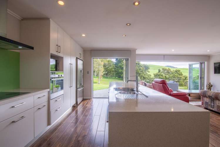 30 Lloyd Drive Wainui_7