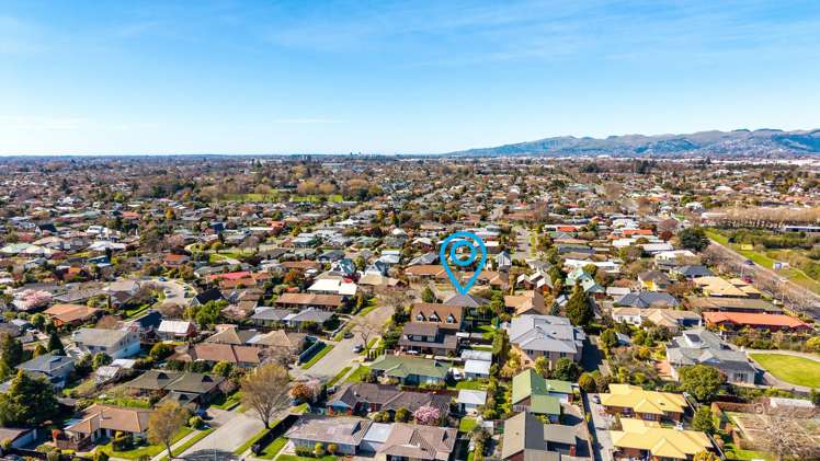 13 Broadfell Avenue Avonhead_25