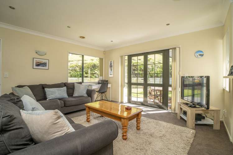 4 Claverton Grove Churton Park_16