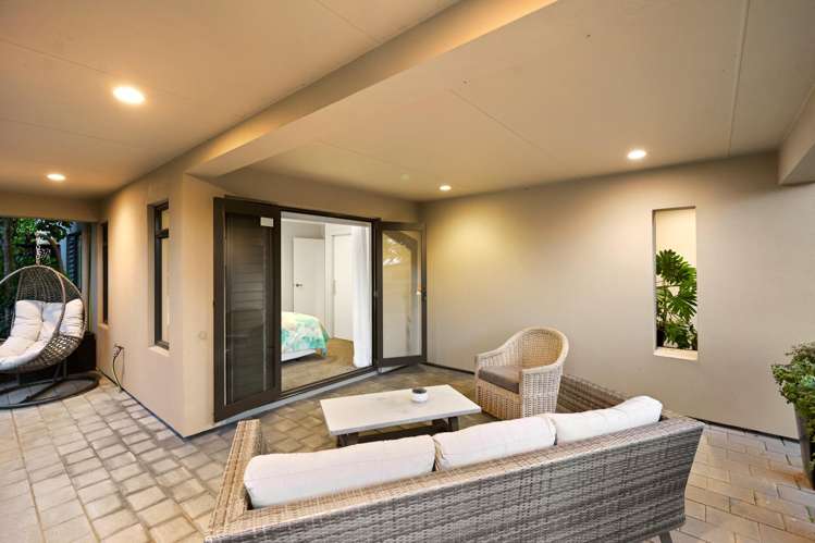 9 Bishopsworth Way Huntington_30