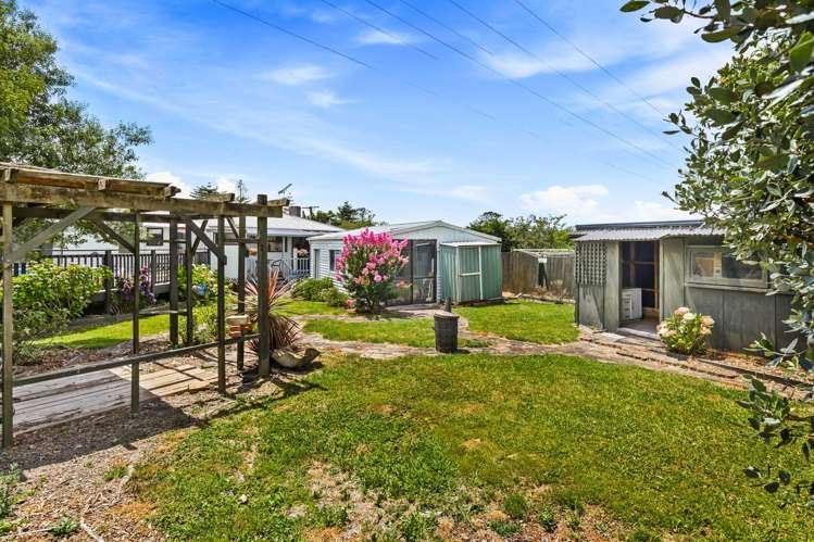 83 Glen Marine Parade Glendene_13