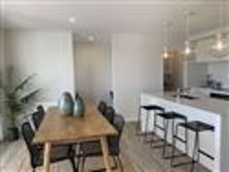 41 Saint Pauls Drive Brookfield_9