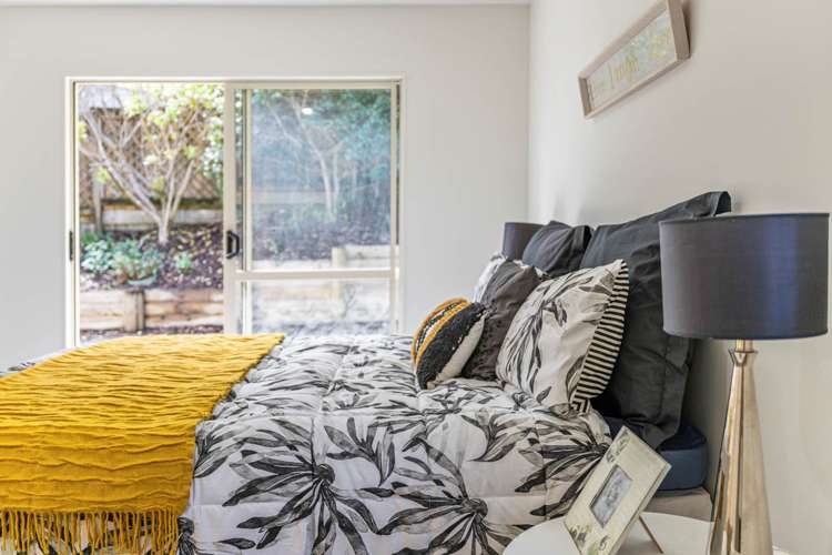 31 Makora Road Massey_15