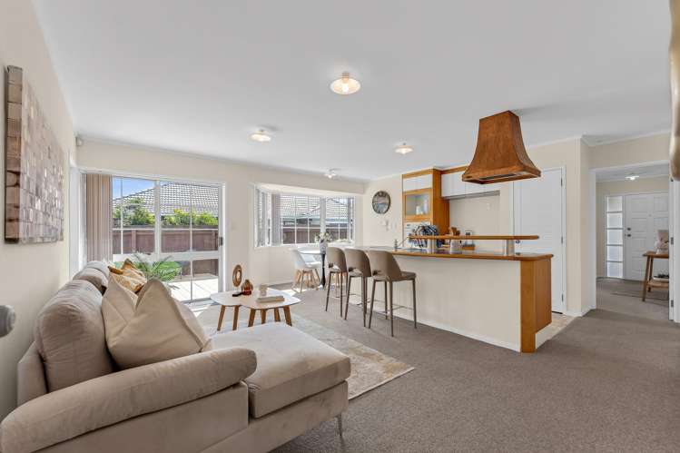 31 Evanda Crescent Conifer Grove_6