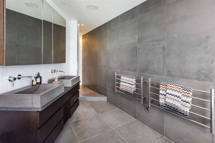 1 Whitewash Head Road Scarborough_38