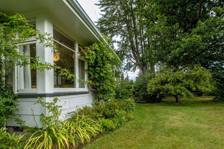 1 Bristol Street Hanmer Springs_21