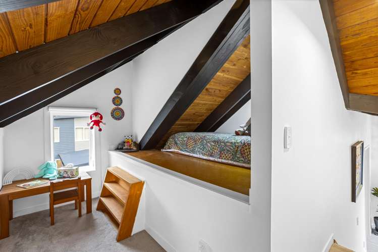 8 Eucalyptus Place Beach Haven_13